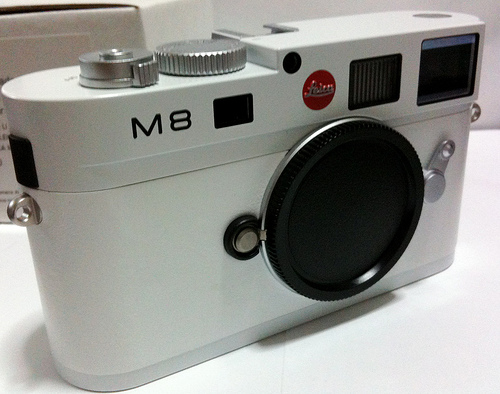 white-leica-m8.s-2