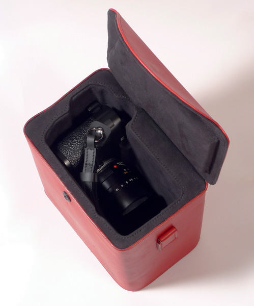 MCub-case-for-Leica-M-camera