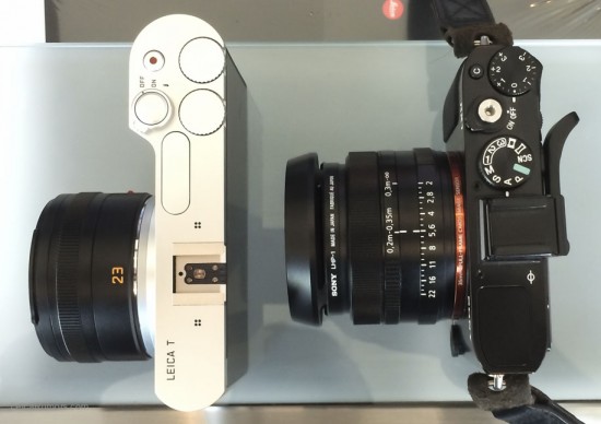 Leica T vs Sony RX1 size comparison1