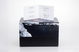 Leica-X-Edition-Moncler-camera-unboxing-6