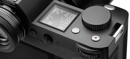 Leica-SL-Typ-601-mirrorless-full-frame-camera-top-LCD-screen