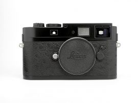 refurbished-leica-m9-p-camera-with-black-ostrich-leather4