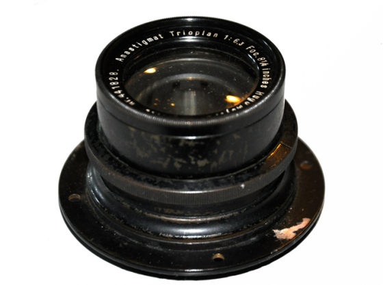 early Trioplan lens dated around 1920