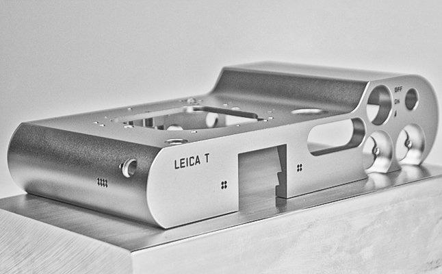 Leica-T-type-701-mirrorless-camera