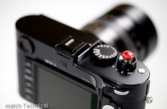 ThumbsUp EP-10S and CSEP-10S for Leica M 240 now available - Leica