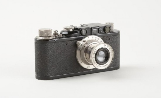 Leica II camera
