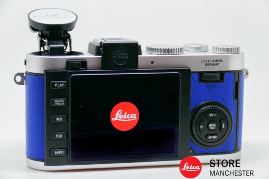 Leica-X2-à-la-carte-camera-engraved-with-Nick-Uts-signature