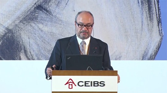 Andreas-Kaufmann-presentation-at-7th-Prestige-Brands-Forum-2015-CEIBS-in-Shanghai