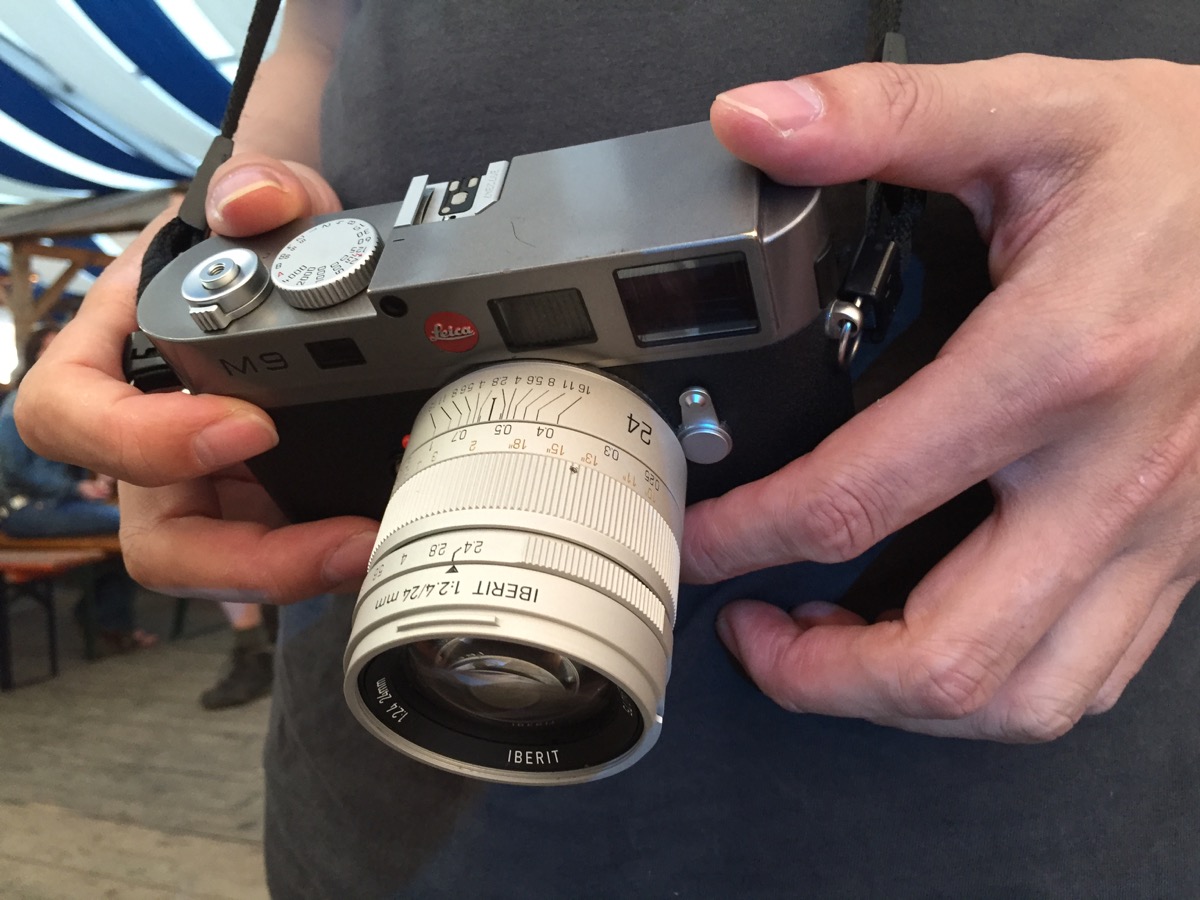 Silver Handevision Kipon IBERIT 24mm f/2.4 Lens for Fujifilm X 
