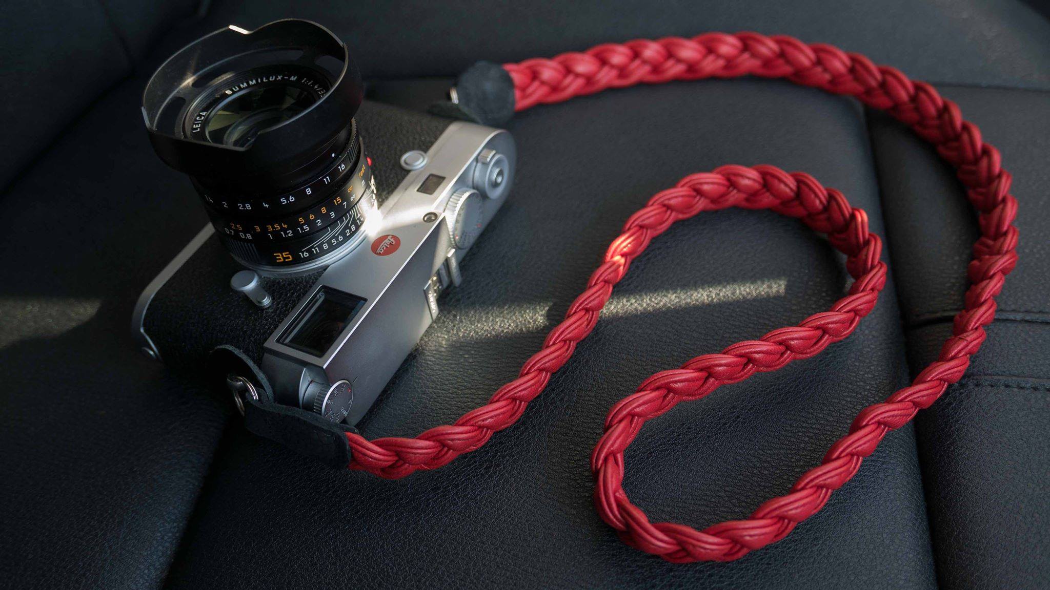 camera strap reddit