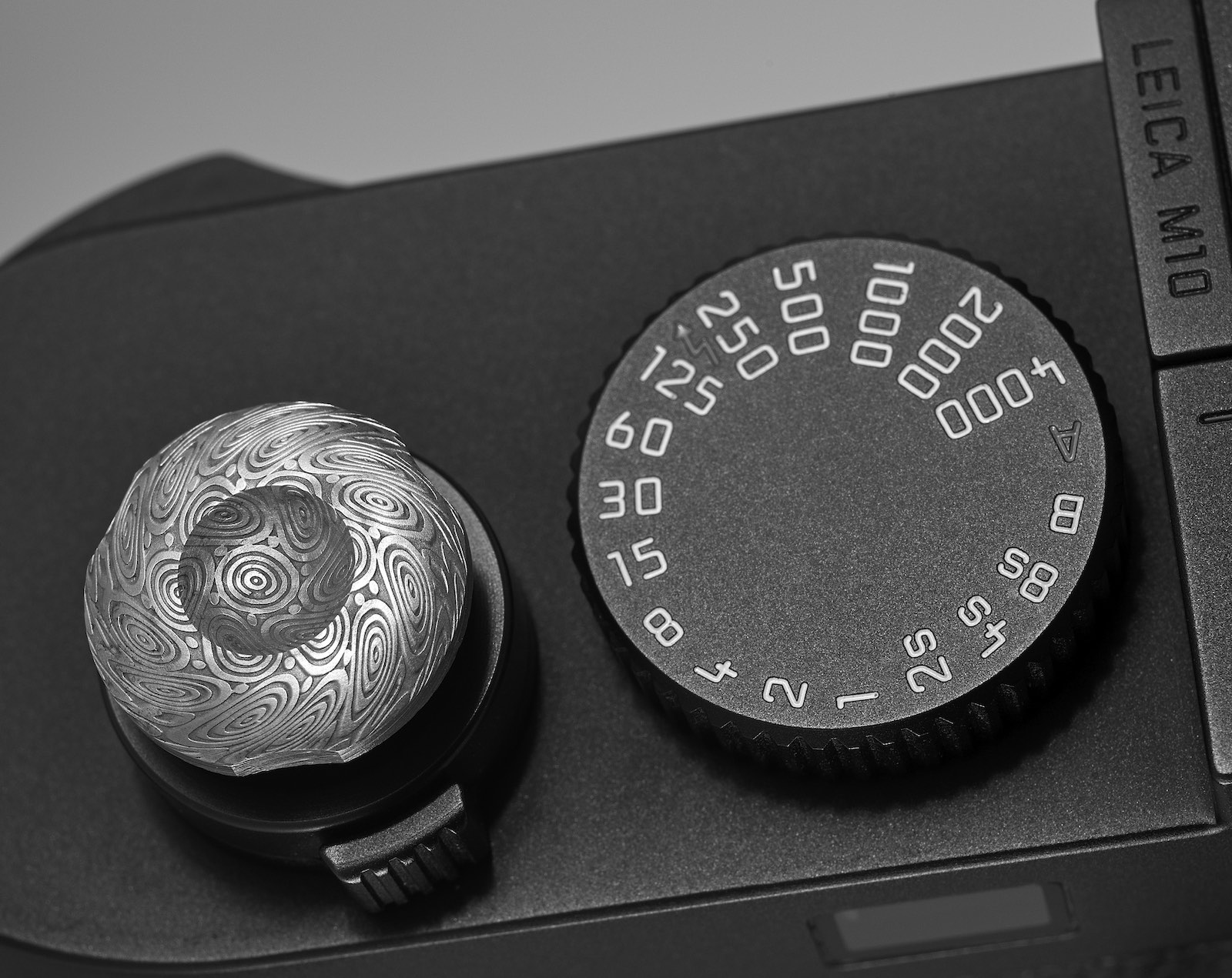 New Komaru Damascus limited edition soft release button released - Leica  Rumors