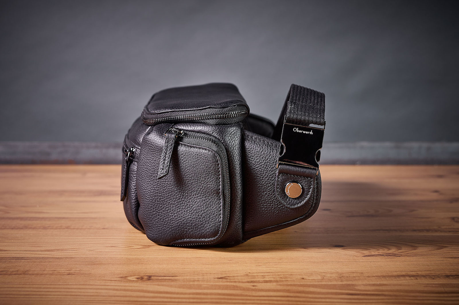 New: Oberwerth SLING bag - Leica Rumors