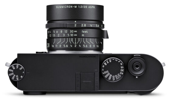 Leica-Summicron-M-28mm-f2-ASPH-matte-black-paint-finish-limited-edition-lens-2-560x334.jpg