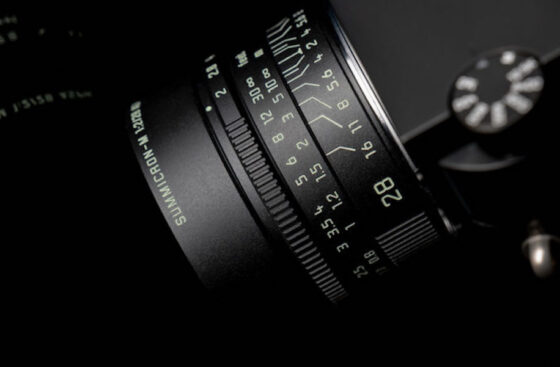 Leica-Summicron-M-28mm-f2-ASPH-matte-black-paint-finish-limited-edition-lens-3-560x367.jpg