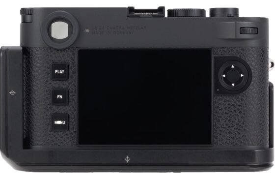 Really-Right-Stuff-BM11-LPG-modular-L-plate-and-grip-for-Leica-M11-cameras-9-560x364.jpeg