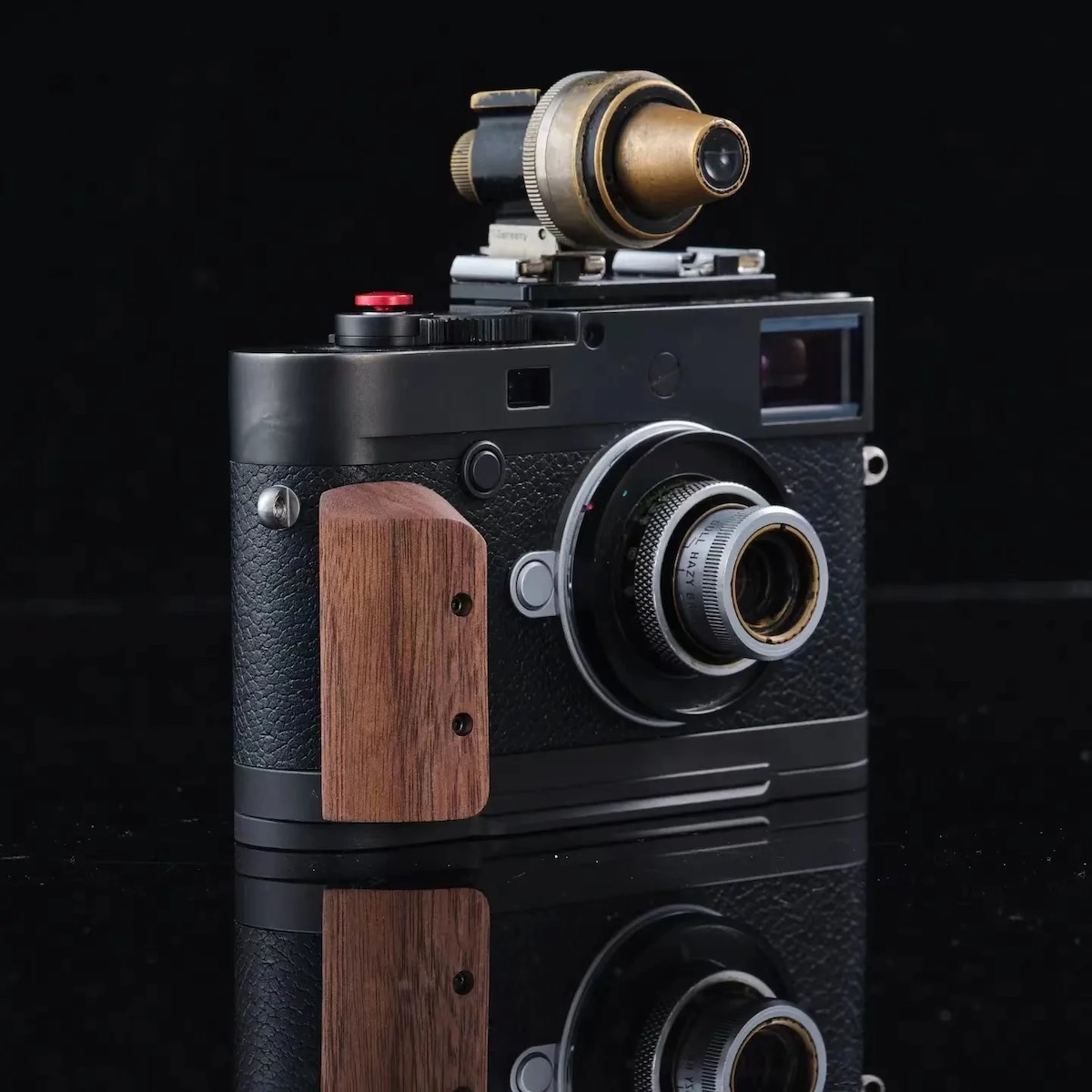 New: IDS modular grip for Leica M10 and M11 cameras - Leica Rumors