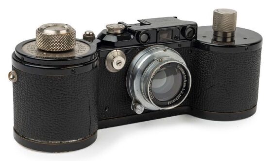 classic-Leica-cameras-are-up-for-auction-at-the-Michaels-Camera-Museum-in-Australia-3-560x331.jpg