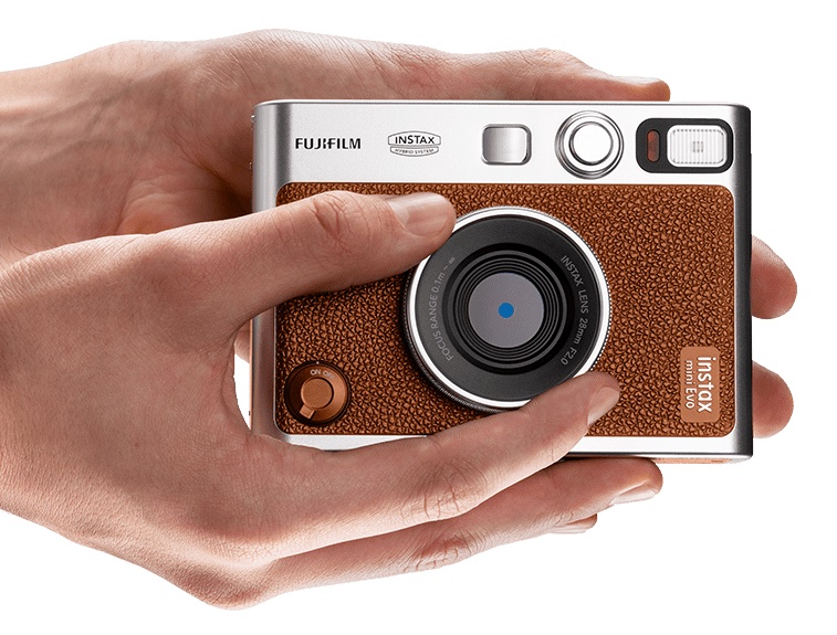 Leica anuncia una cámara instantánea con impresora integrada