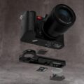 Permalink to Owlkrown announced a new modular FlexPlate for Leica SL3/S/P cameras with dual memory card & Airtag pockets